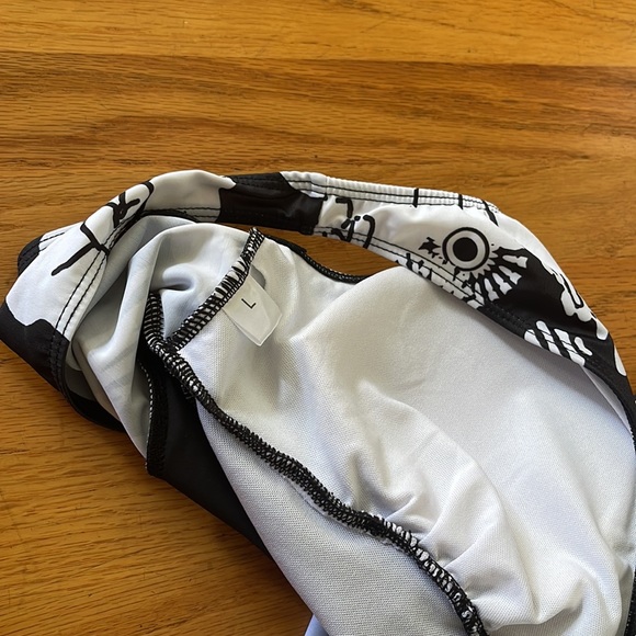 One Piece Swimming Suits - Picture 6 of 8